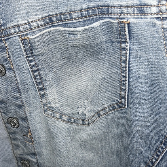 Ladies Distressed Denim Vest - Picture 3 of 7